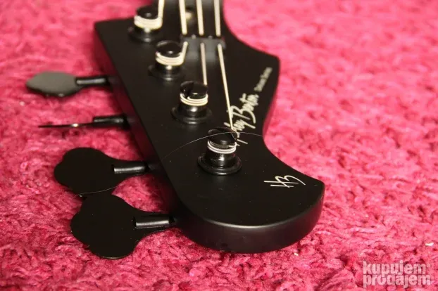 Harley Benton MB 4 lefthand