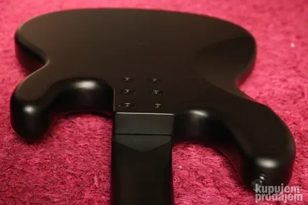 Harley Benton MB 4 lefthand