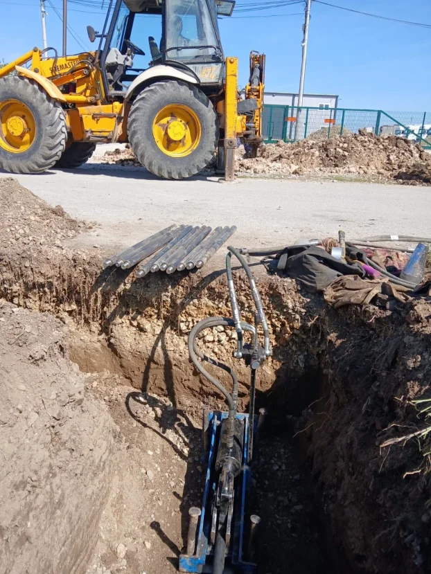 Rucno kopanje kanala, podbusivanja