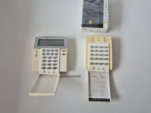 Tastature PARAVOX za alarm / 2 komada