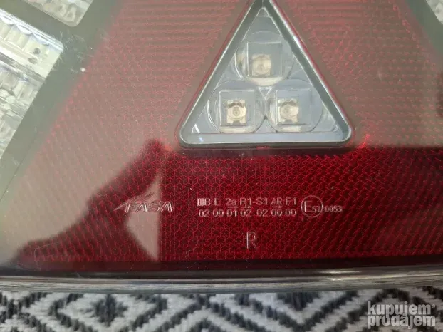 Led lampe za auto prikolicu