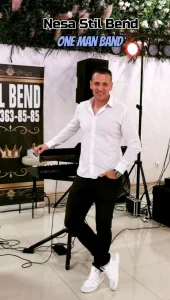 Klavijaturista / Pevac ONE MAN BAND  Nesa Stil Bend