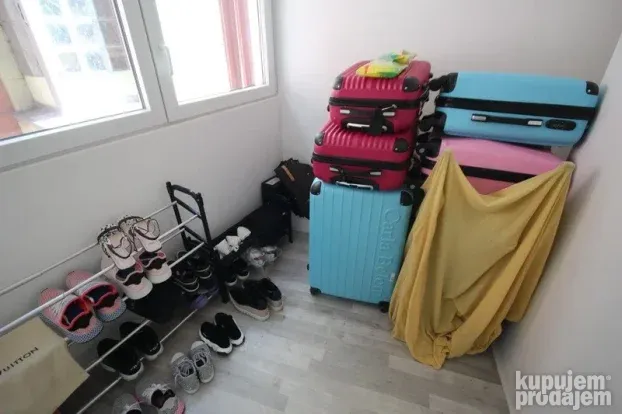 Četvorosoban stan, centar grada