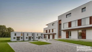 Jajinci, 4.0 četvorosoban, 100 m²