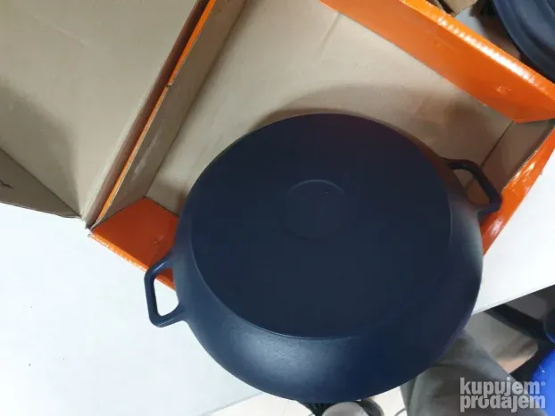 Plitka posuda od livenog gvozdja 30cm 3.2l - Le Creuset