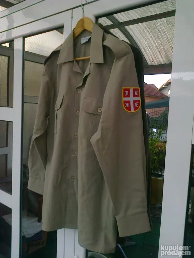 Oficirska kosulja sa oznakom - velicina 42