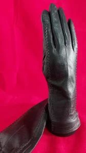 Ženske rukavice sa štepom