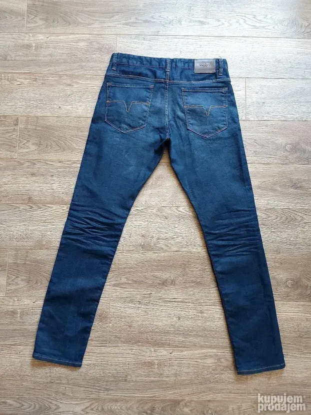JOOP JEANS orginal farmerke veličina 34-34