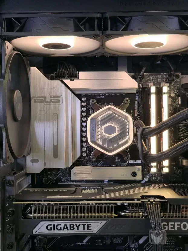 Ryzen 9 9950X RTX 5080 X870 64GB 2TB - SM098PC