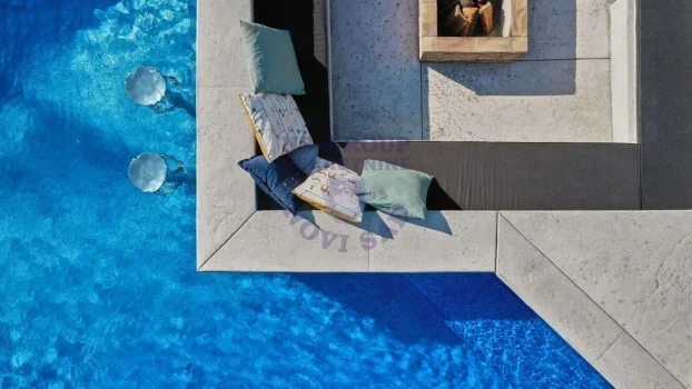 Ribnjak, 5+ petosobna, 200 m²