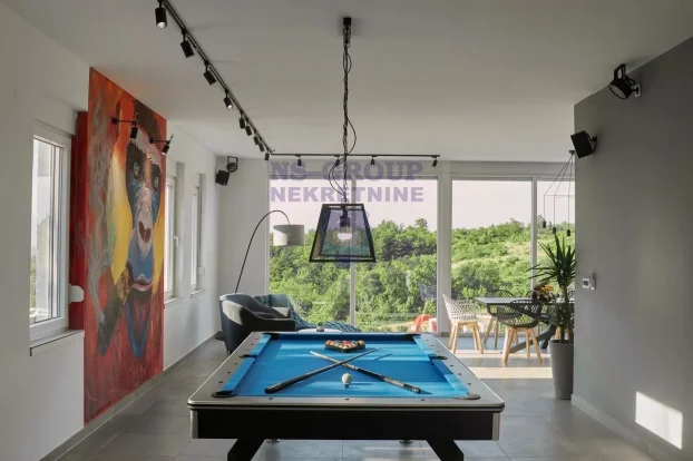 Ribnjak, 5+ petosobna, 200 m²