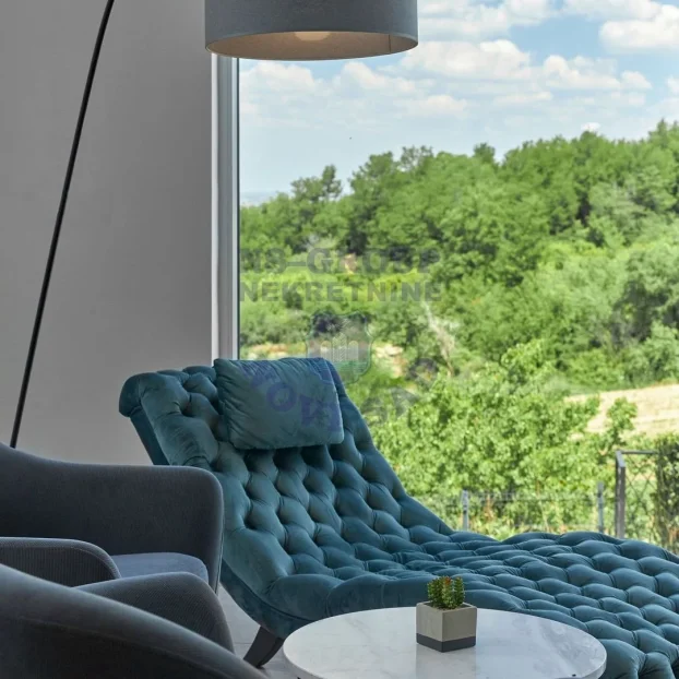 Ribnjak, 5+ petosobna, 200 m²