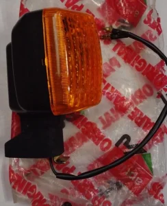 Pokazivač pravca Aprilija 8112497 AF1 tuareg rally 125 89-90