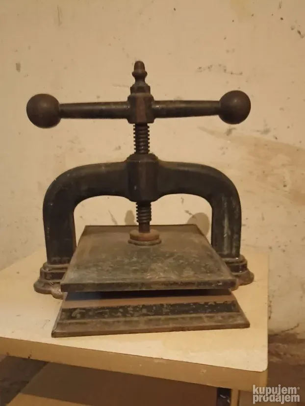Knjigovezačka presa