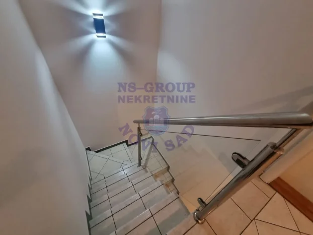 560166, Grbavica, 3.5 troiposoban, 80 m²