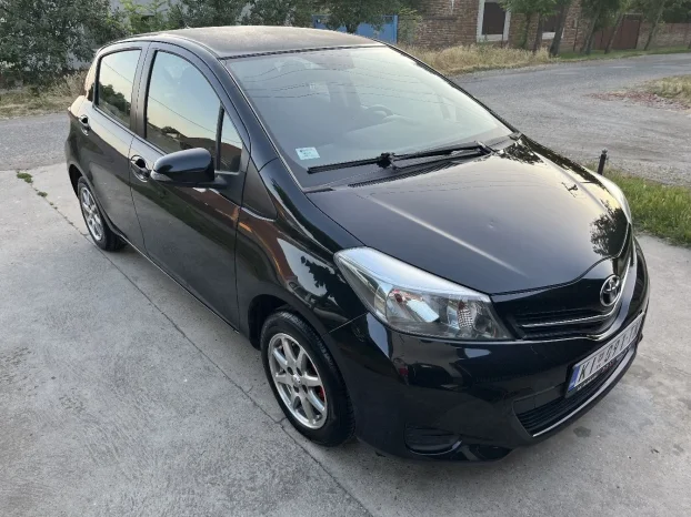 2012 Toyota Yaris 1.0 benzin
