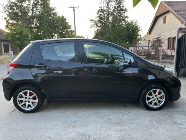 2012 Toyota Yaris 1.0 benzin