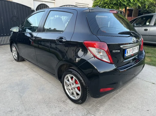 2012 Toyota Yaris 1.0 benzin