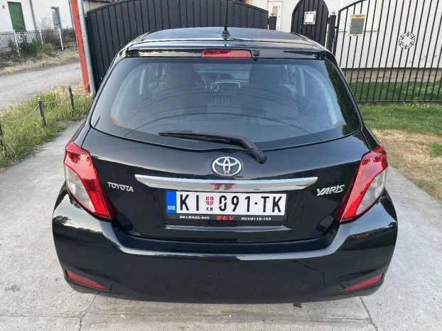 2012 Toyota Yaris 1.0 benzin
