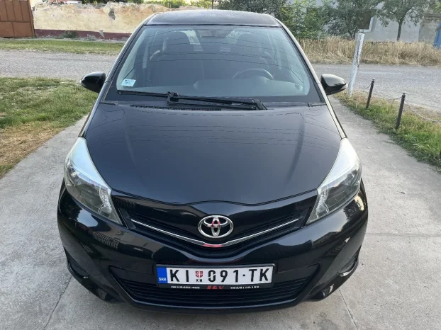 2012 Toyota Yaris 1.0 benzin