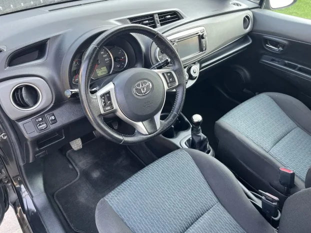 2012 Toyota Yaris 1.0 benzin