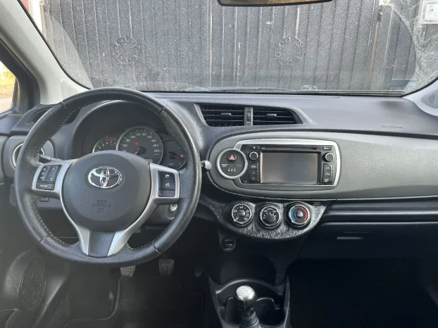 2012 Toyota Yaris 1.0 benzin
