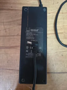 15V 8A 120W adapter kontra polaritet cordless lamp