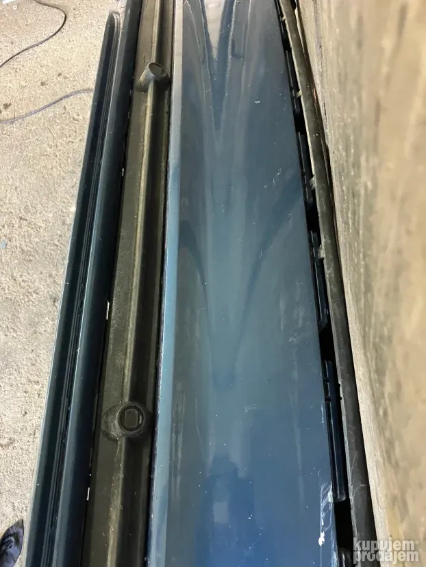 Zadnji branik plavi BMW E46 karavan