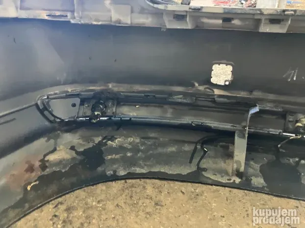 Zadnji branik plavi BMW E46 karavan