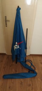 Suncobran sa prečnikom u obodu 2.5m