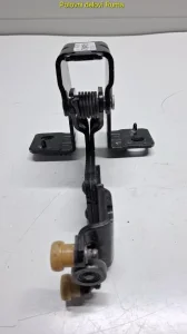 Klizac levi sa rolerom Opel Vivaro C 19 - #11406aom1