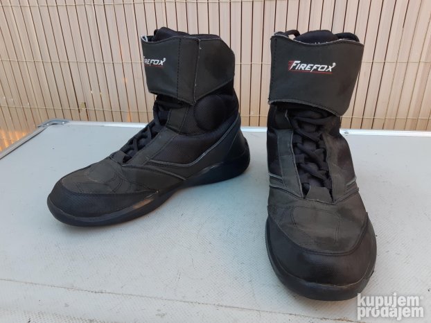 Moto obuca Polo Firefox Br 40 KupujemProdajem