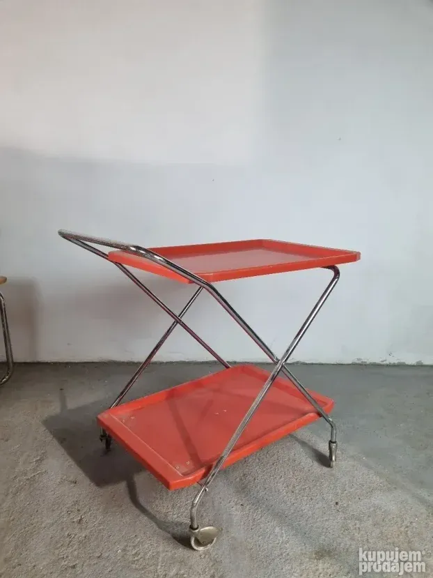 Italijanska kolica za posluzivanje