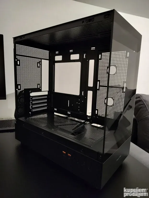 Power Train PC Case W30 Black kuciste AKCIJA