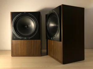 Kef C-35