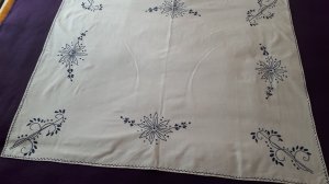 Lep vezeni nadstolnjak 90x80cm.kao nov