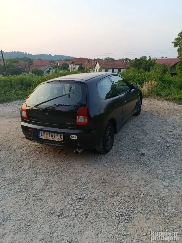 2002 Mitsubishi Colt 1.3
