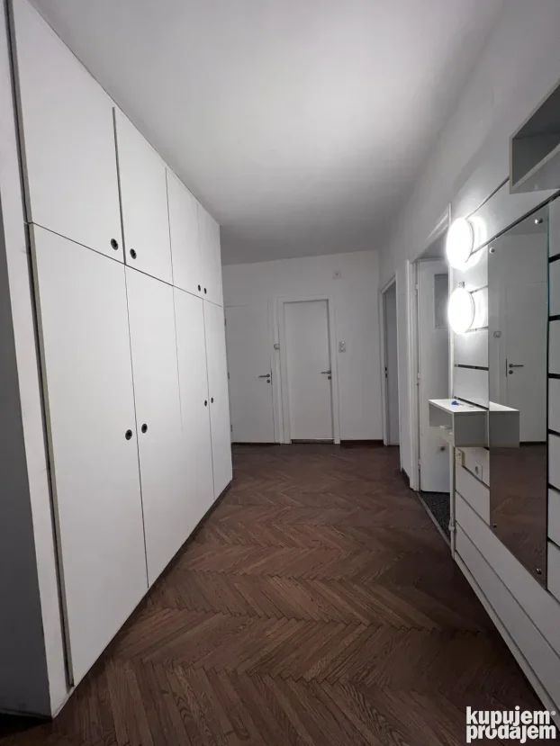 Balkanska, Balkanska, 3.0 trosoban, 100 m²