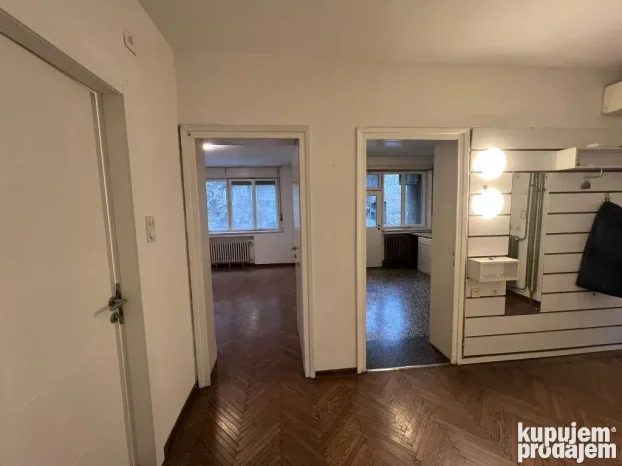 Balkanska, Balkanska, 3.0 trosoban, 100 m²