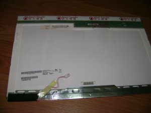 displey 15.4 od asusa