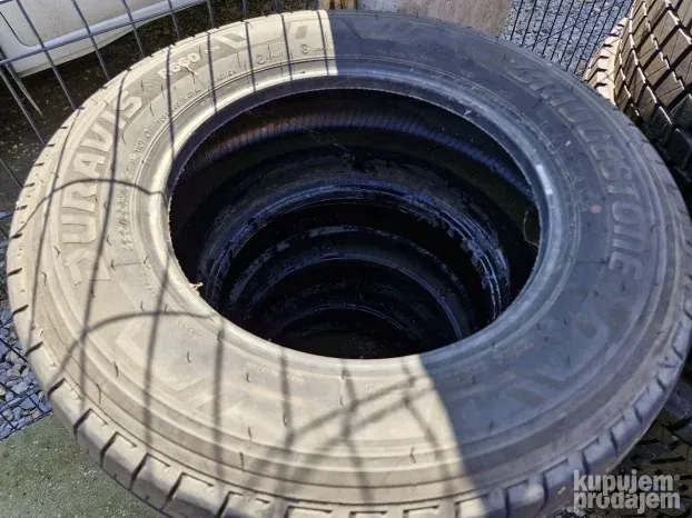 225/65 r16c bridgestone