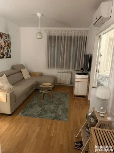 Petra Kocica, Zelena avenija, 1.5 jednoiposoban, 34 m²