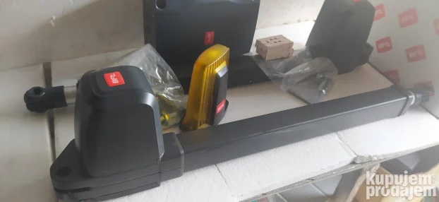 Motori za kapije krilne