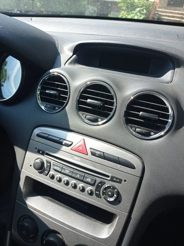 Peugeot Pezo Pežo 308 Enterijer