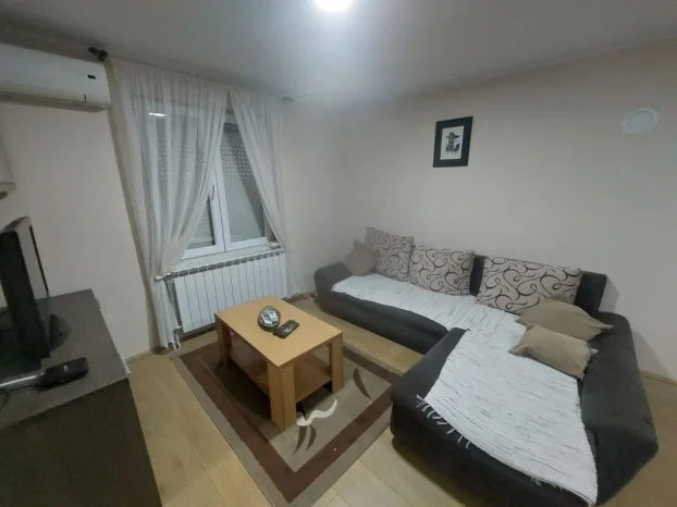 Opština Novi Sad, 2.0 dvosobna, 65 m²