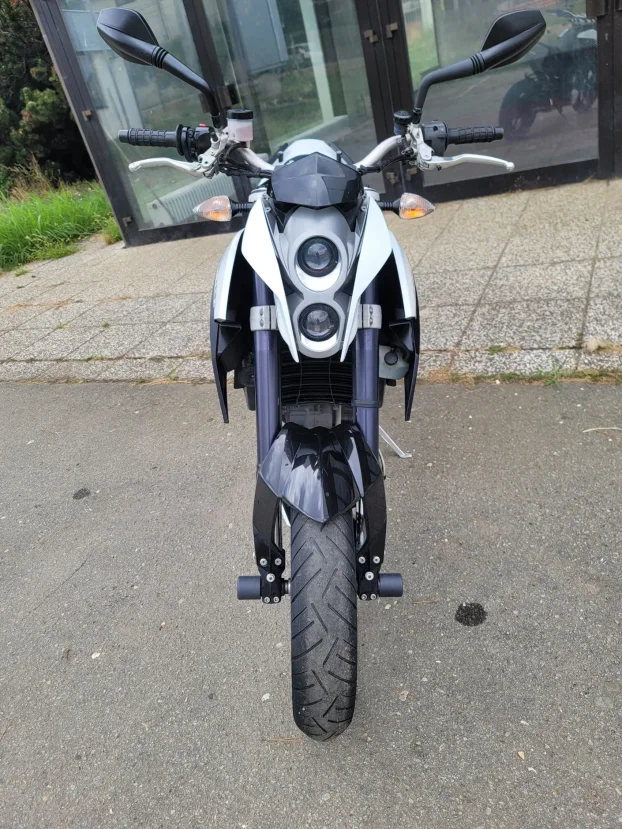 KTM Duke 690