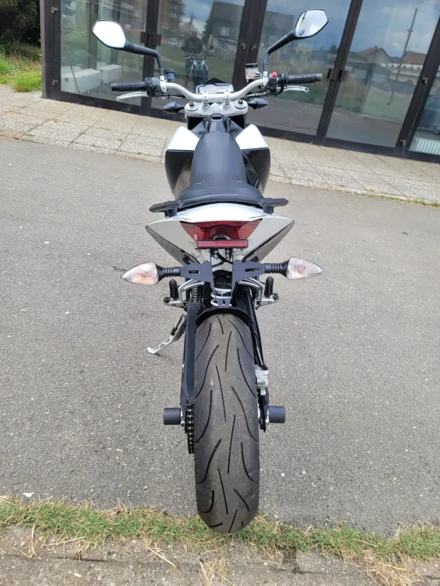 KTM Duke 690