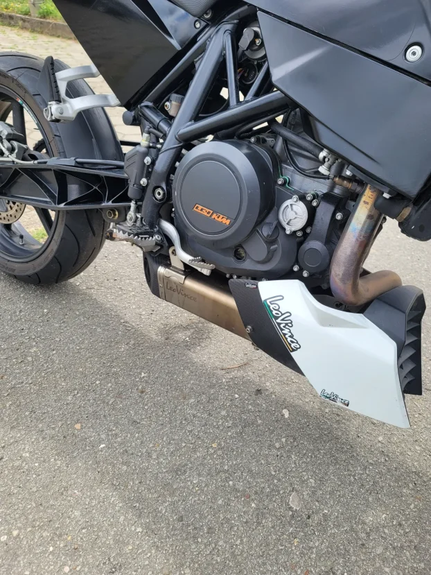 KTM Duke 690