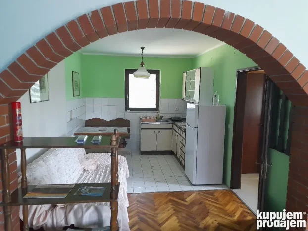 Srebrno jezero - Smestaj na obali