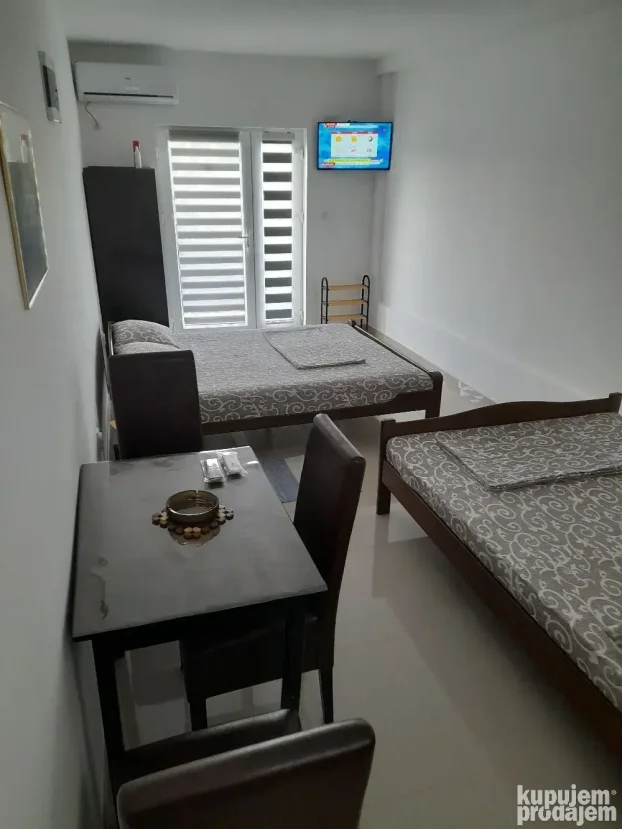 Srebrno jezero - Smestaj na obali